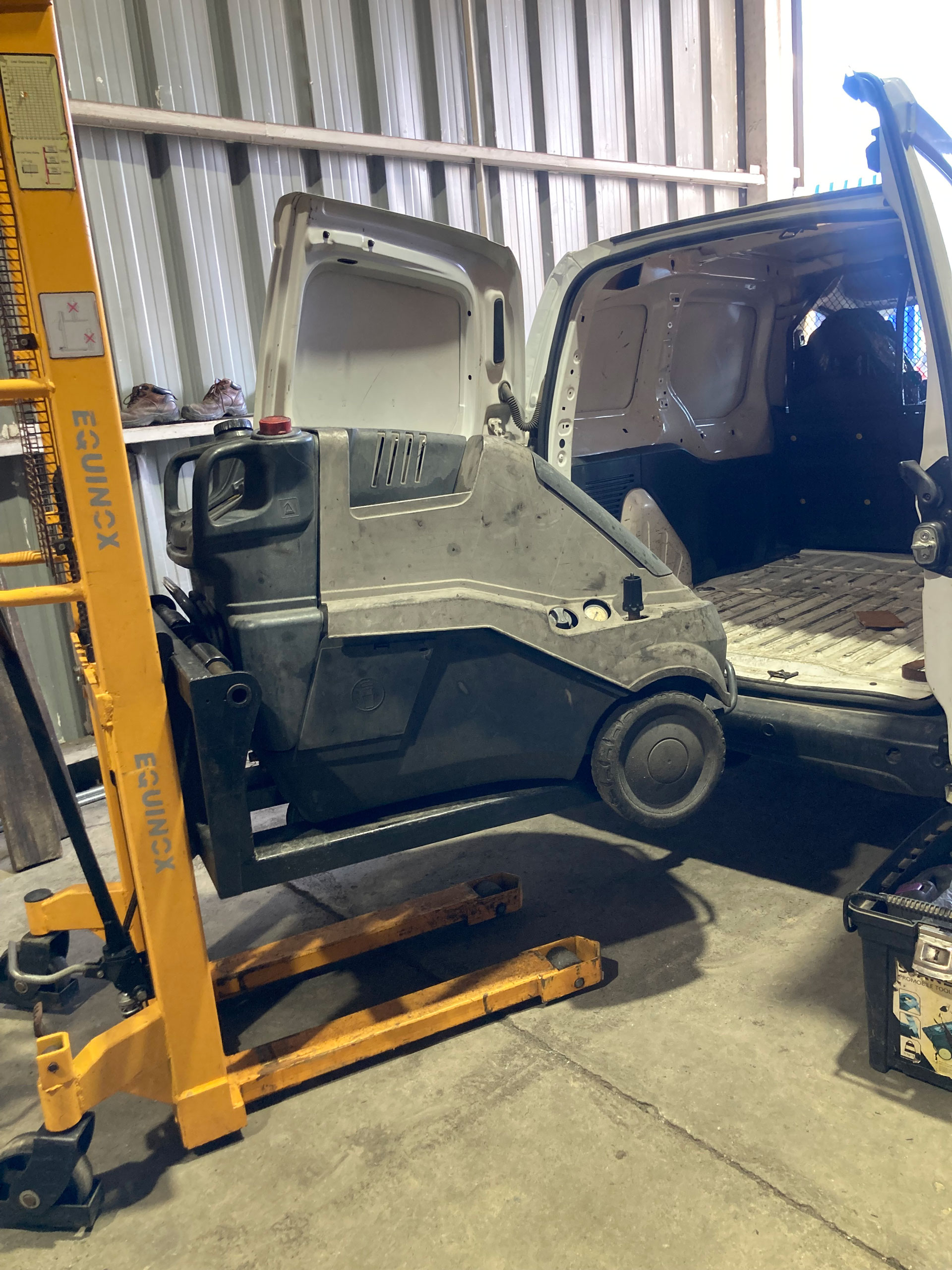 Reparación Hidrolavadora Comet
Agua Caliente y fría 250Bar
Talcahuano, Junio 2023