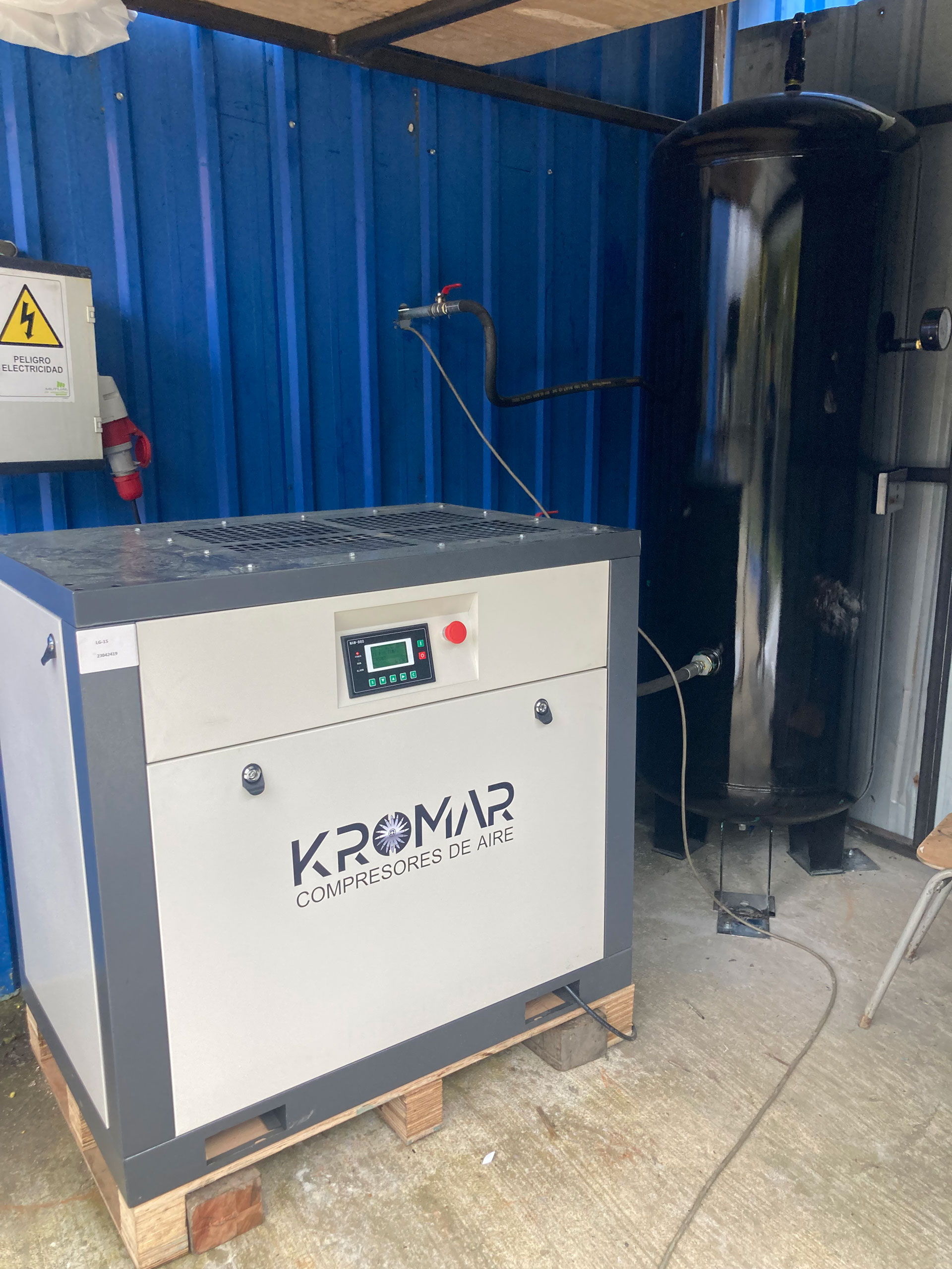 Instalación y puesta en marcha
Compresor de Tornillo 15HP
Concepción, Agosto 2023