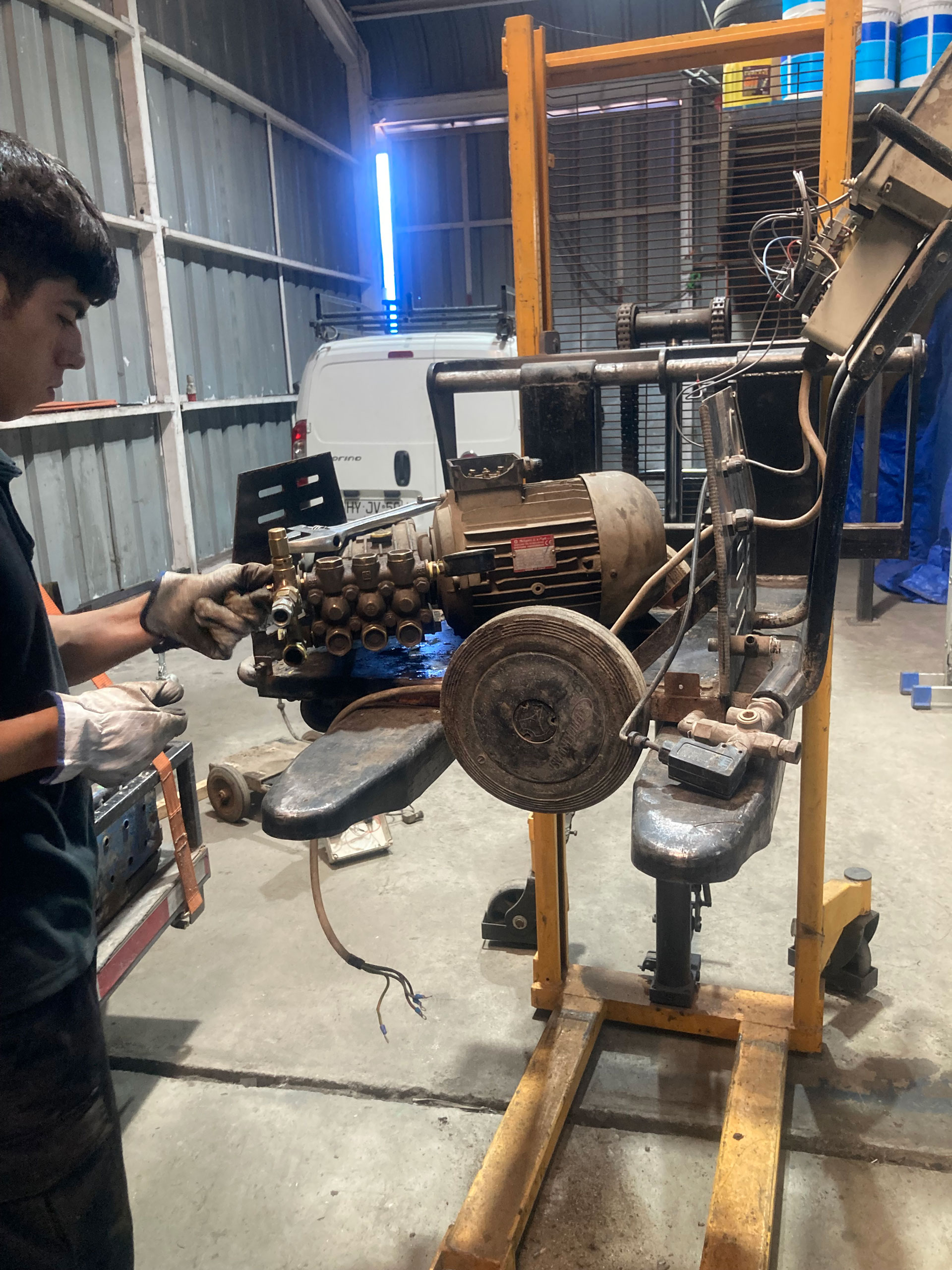 Reparación Hidrolavadora
Agua fría 200Bar
Concepción, Enero 2024