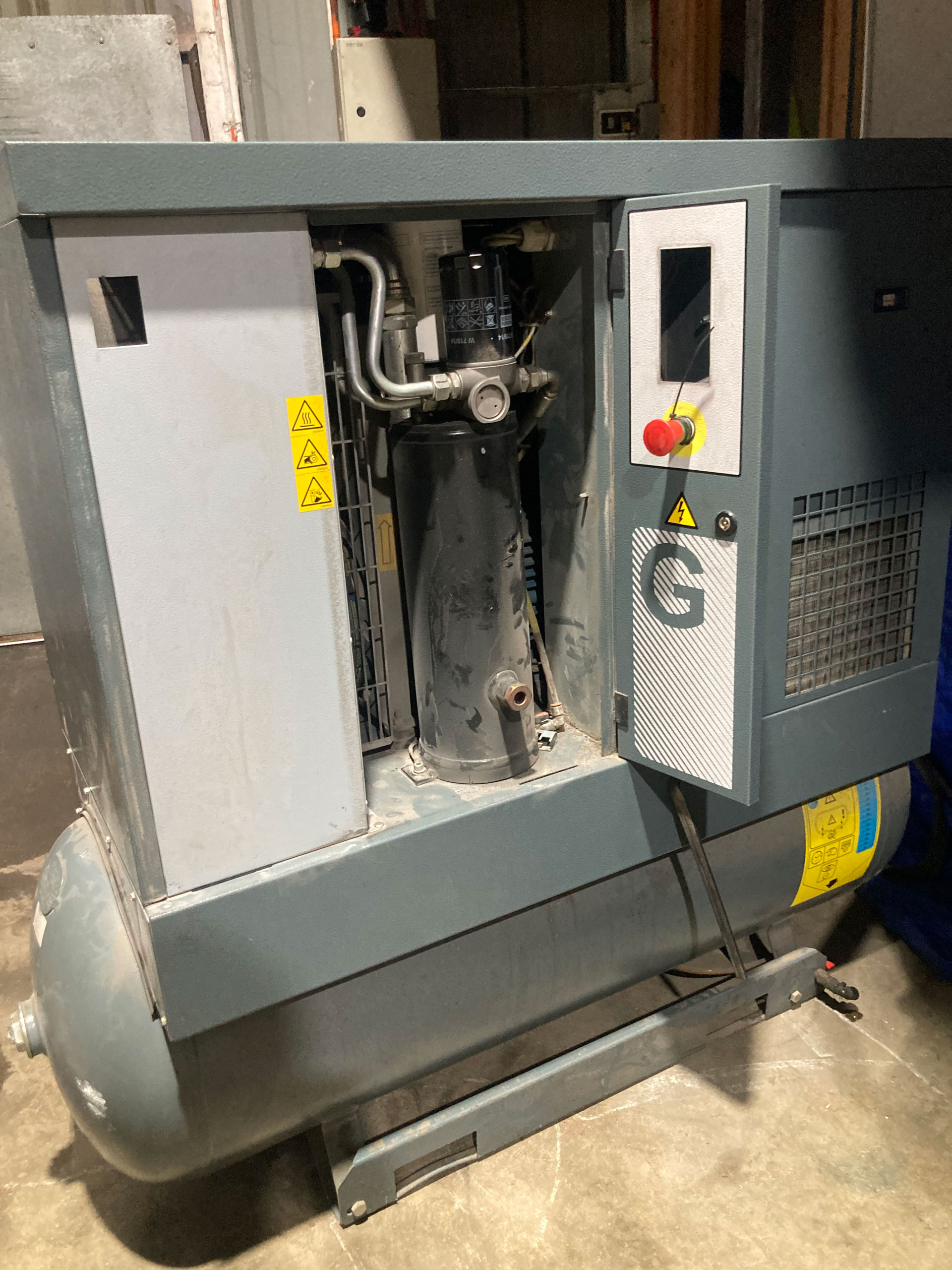 Reparación compresor
De Tornillo 10hp – 9Bar
Los Ángeles, Abril 2023