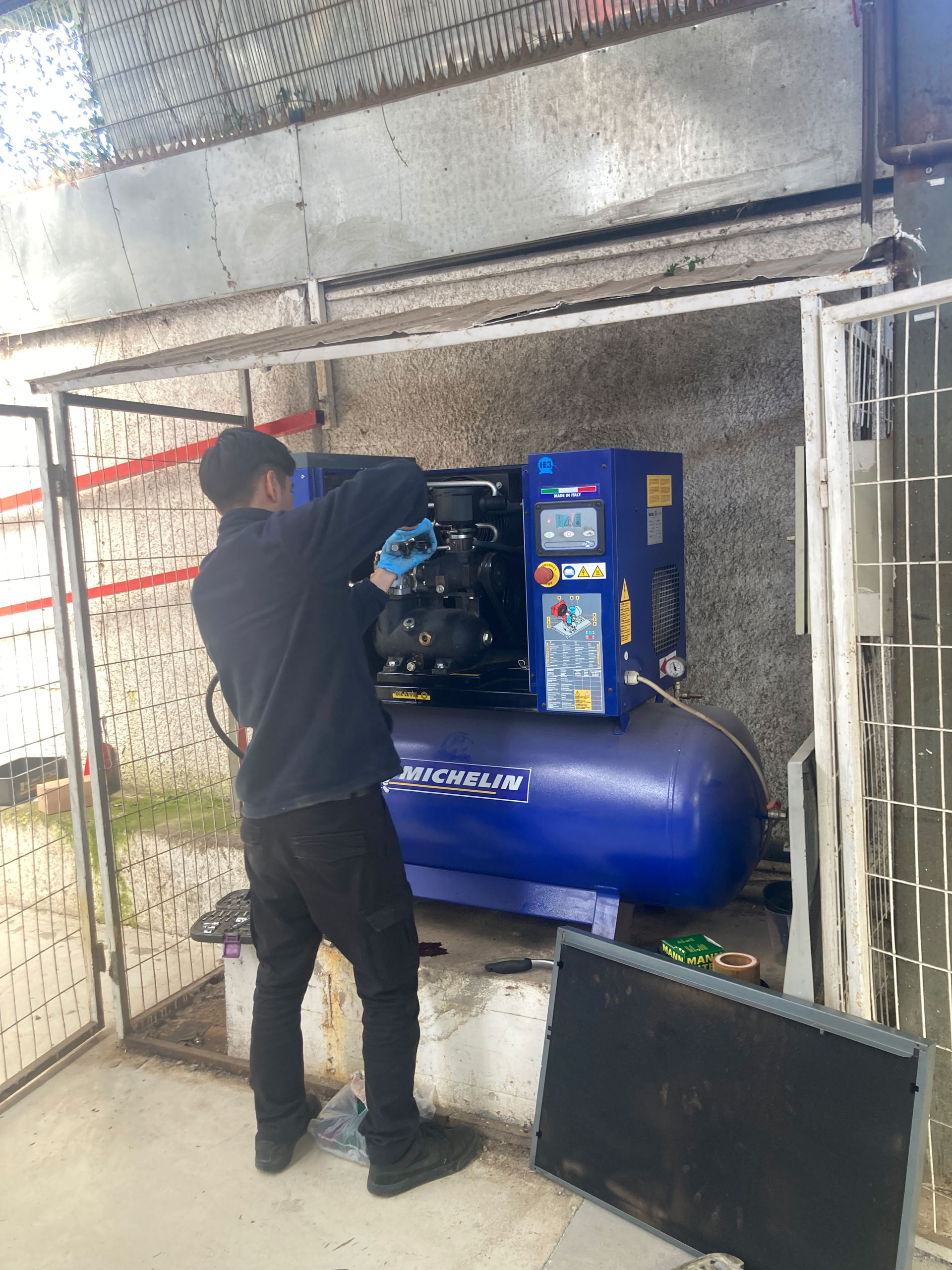 Mantención preventiva
Compresor de Tornillo 10HP
Talca, Mayo 2023